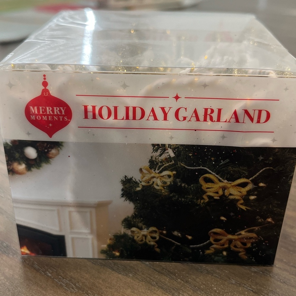 NEW in BOX Gold Glitter Bow Holiday Garland - Picture 9 of 11